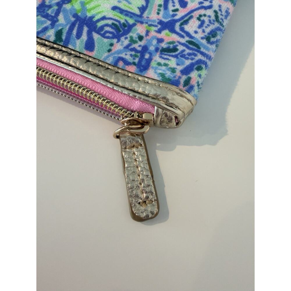 Lilly Pulitzer Zip Pouch in "Surf Blue Soleil It On Me" - NWOT - Picture 5 of 6